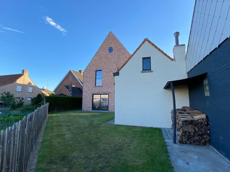 Vakantiehuis The Nuthouse Roeselare Exterior photo